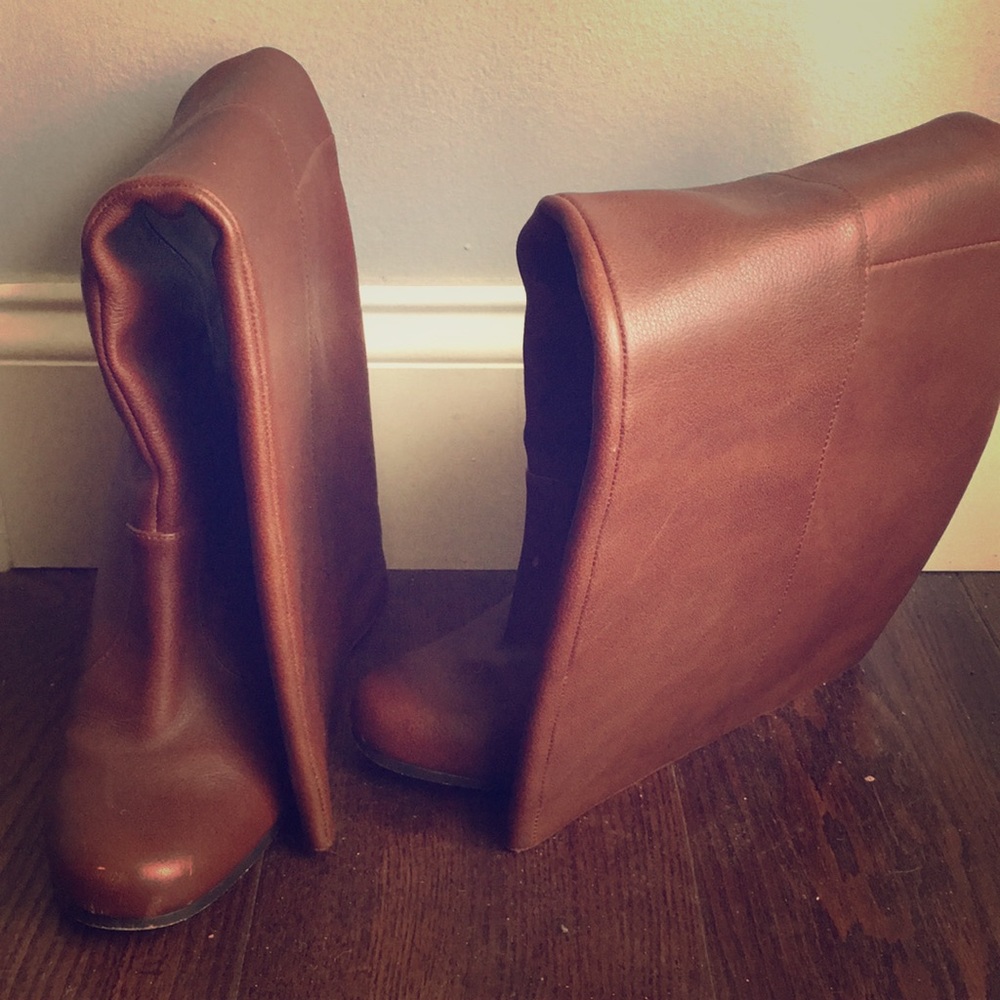 Dolce Vita Knee Boots